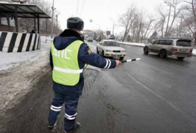 В Новом Уренгое дети попросили автомобилистов сбросить скорость