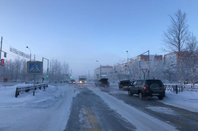 В Муравленко в ДТП пострадала пассажирка отечественного авто