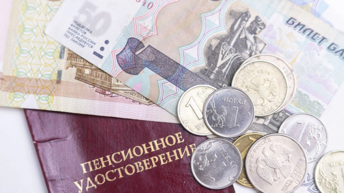 Социальные пенсии в России с 1 апреля вырастут на 15%