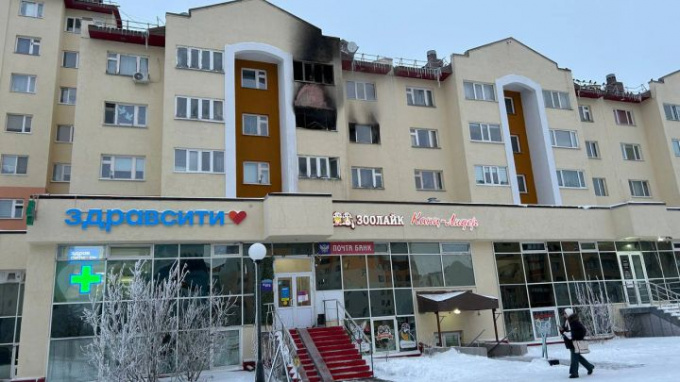 В Новом Уренгое при пожаре погибли мужчина и женщина