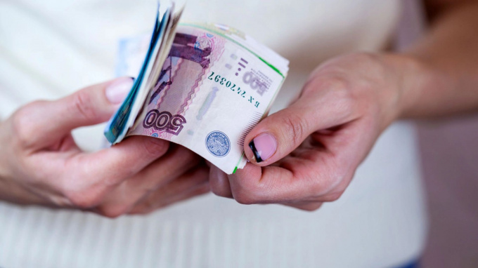 Подросшие зарплаты учителей остаются ниже средних по Ямалу