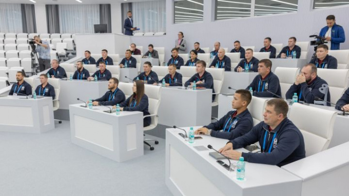 Замгубернатора и депутаты взяли по крыло «Героев Ямала»
