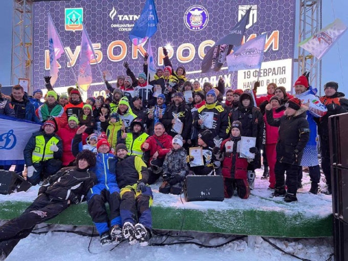 Новоуренгойские снегоходчики привезли домой россыпь наград с Кубка России