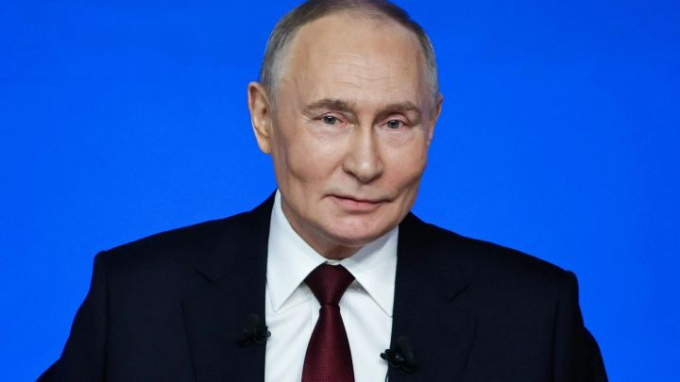 Владимир Путин рассказал о снижении налогов и посоветовал соблюдать режим дня